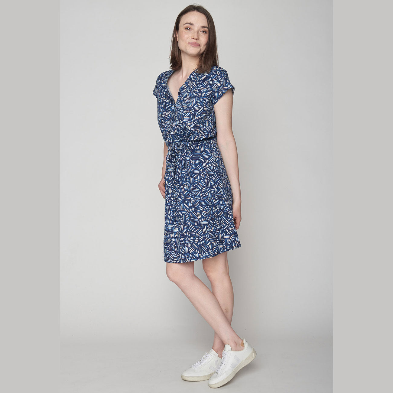 Robe abstraite en écovero - GREENBOMB