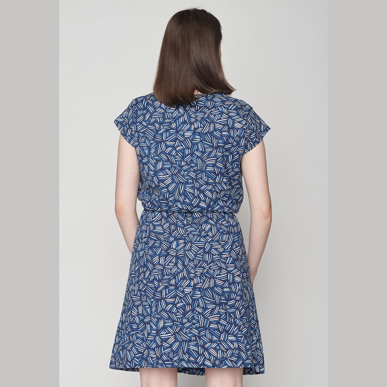 Robe abstraite en écovero - GREENBOMB