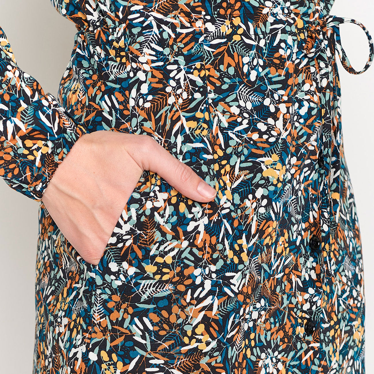 Robe BLACK JUNGLE en écovero - GREENBOMB