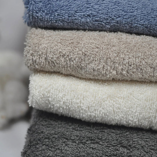Petites serviettes en 100% coton biologique pour les mains ou le visage