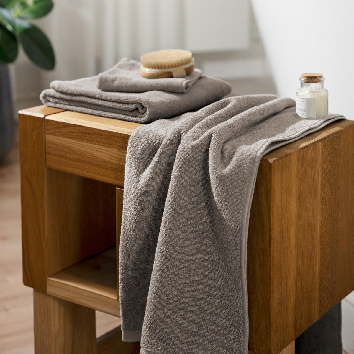 Serviette de toilette BARI 50x100cm - 450gr/m² - LIVING CRAFTS