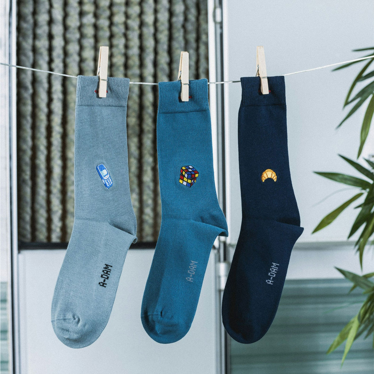 Chaussettes brodées Bouton - ADAM